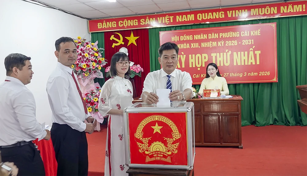 HĐND phường Cái Khế bầu các chức danh HĐND, UBND phường