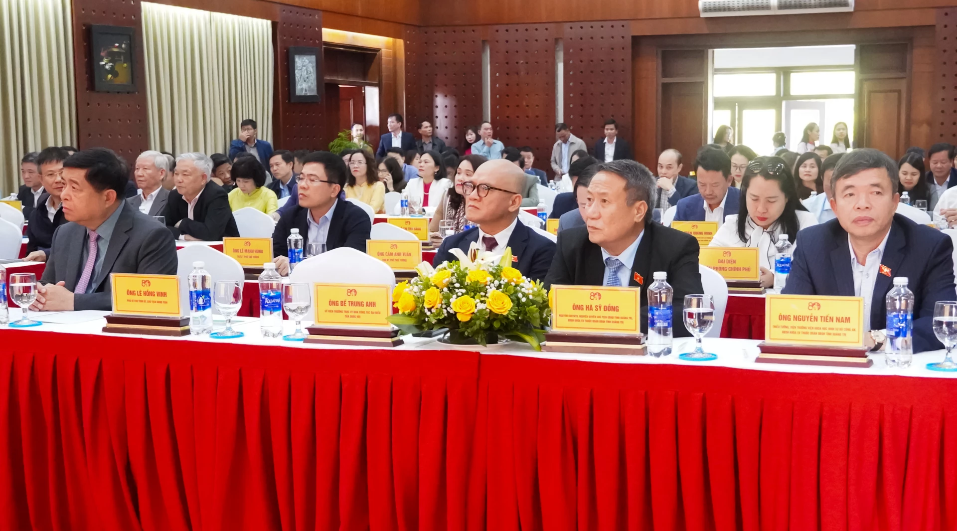 Các đại biểu dự hội nghị - Ảnh: N.H