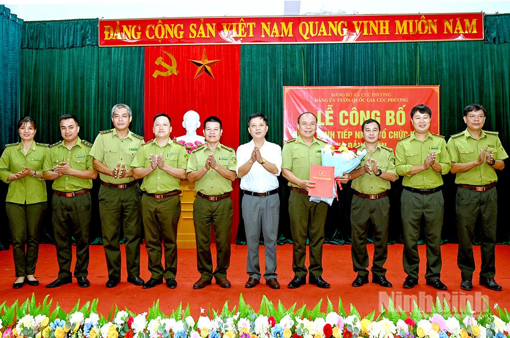 Lễ công bố Quyết định tiếp nhận Đảng bộ Vườn Quốc gia Cúc Phương trực thuộc Đảng ủy xã Cúc Phương, tỉnh Ninh Bình.