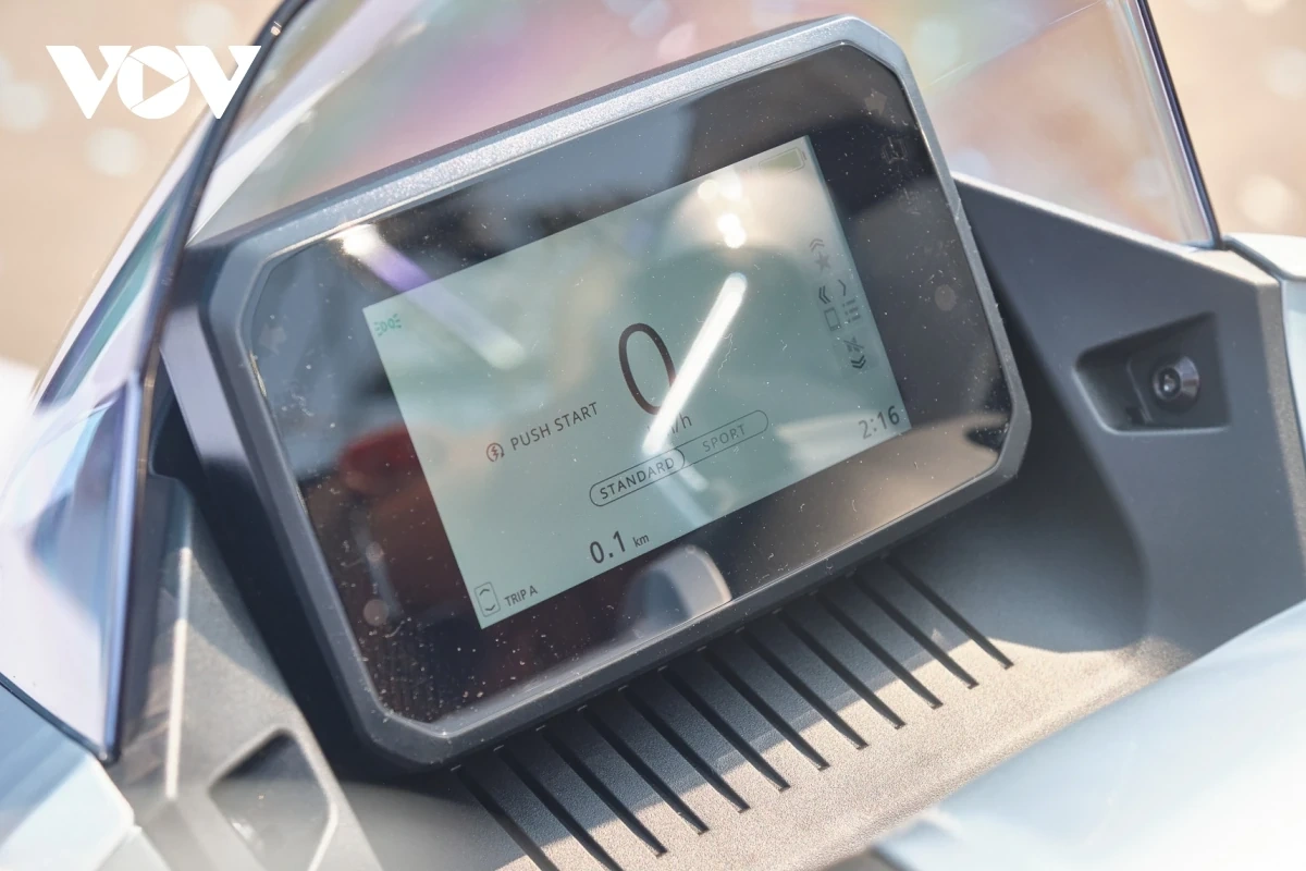 Honda Việt Nam ra mắt xe m&aacute;y điện UC3 v&agrave; c&ocirc;ng bố ch&iacute;nh s&aacute;ch b&aacute;n h&agrave;ng cho CUV e: