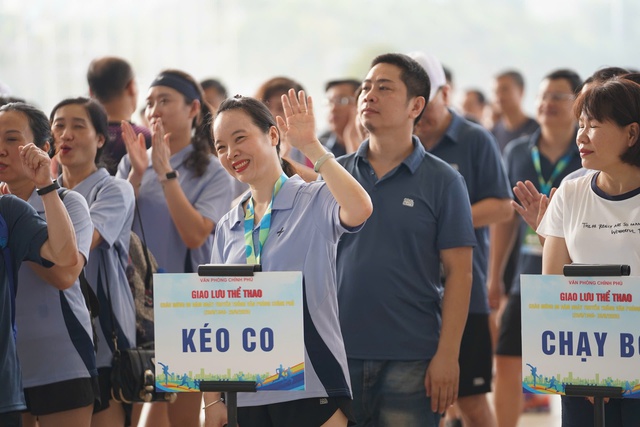 Giao lưu thể thao chào mừng 80 năm Ngày truyền thống Văn phòng Chính phủ - Ảnh 6.