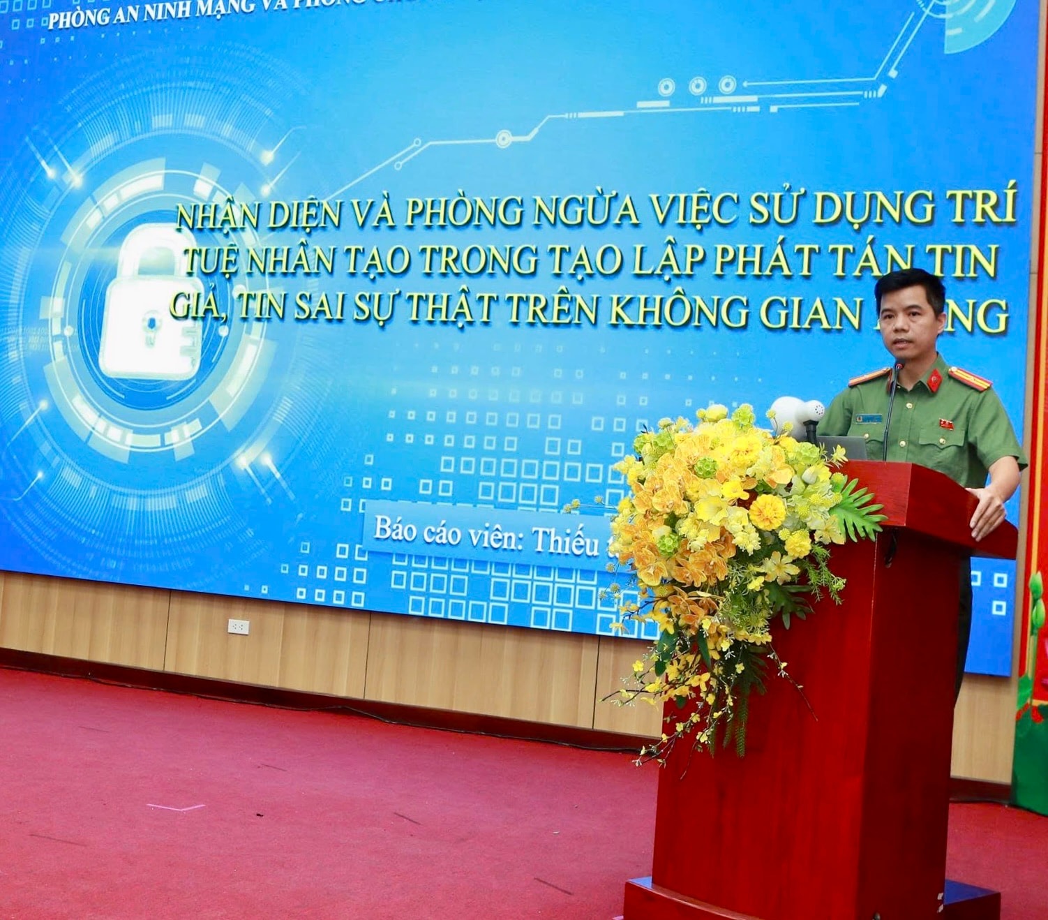 ai-tin-gia.jpg