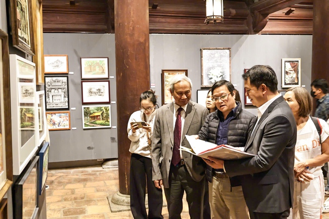 "Tiếng vang lịch sử" - Khơi dậy, nuôi dưỡng tình yêu đối với di sản của thế hệ trẻ - Ảnh 5. "Tiếng vang lịch sử" - Khơi dậy, nuôi dưỡng tình yêu đối với di sản của thế hệ trẻ - Ảnh 5.