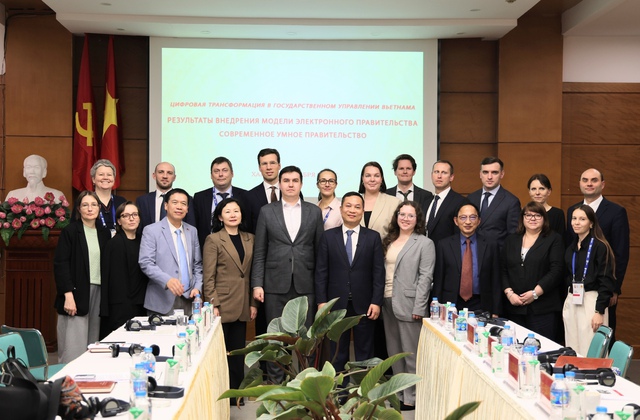 Tăng cường hợp tác Việt Nam – Liên bang Nga, chia sẻ kinh nghiệm chuyển đổi số trong hành chính công- Ảnh 4.