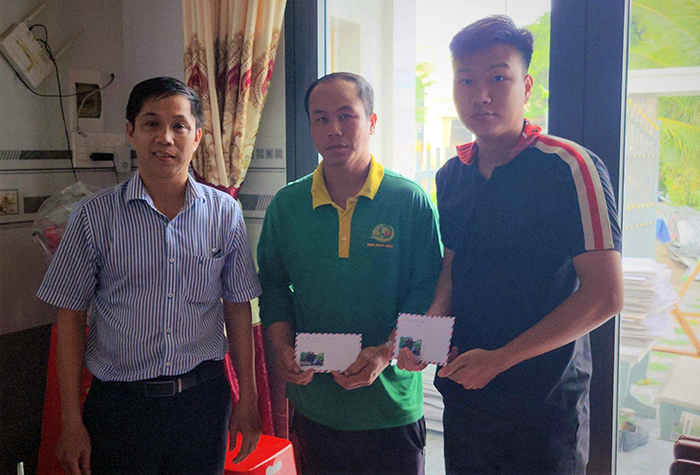 Mưa giông làm tốc mái, hư hỏng 26 căn nhà, thiệt hại tài sản trên 530 triệu đồng