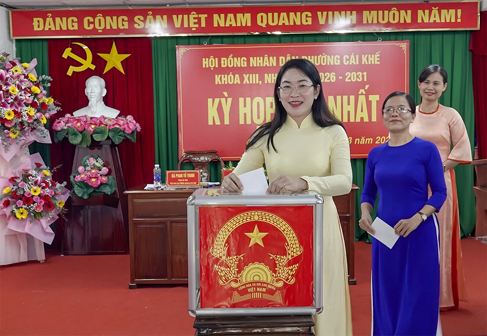 HĐND phường Cái Khế bầu các chức danh HĐND, UBND phường
