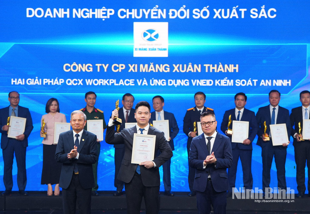 Công ty Cổ phần Xi măng Xuân Thành (Ninh Bình) được vinh danh ở hạng mục” Doanh nghiệp chuyển đổi số xuất sắc năm 2025”.