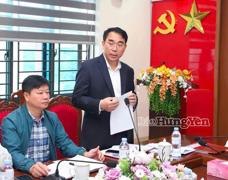 Đại diện lãnh đạo Ban Quản lý dự án đầu tư xây dựng số 1 báo cáo kết quả thực hiện nhiệm vụ.