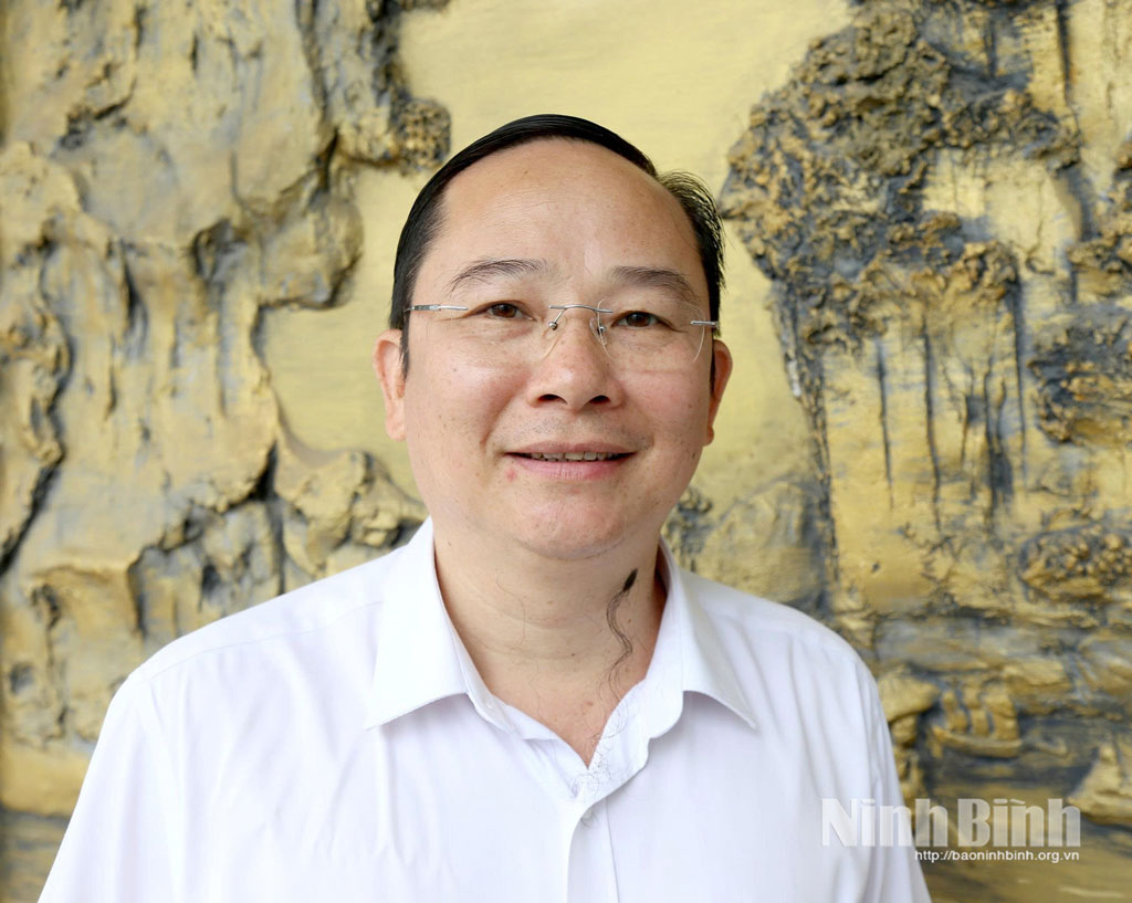 Ông Hoàng Bình Minh, Giám đốc Công ty Cổ phần dịch vụ Du lịch Ninh Bình.