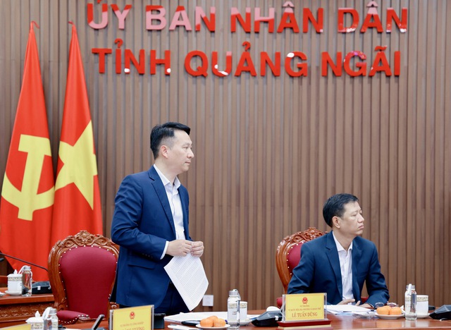 Đẩy mạnh cải cách TTHC, nâng cao chất lượng phục vụ người dân và doanh nghiệp- Ảnh 4. Đẩy mạnh cải cách TTHC, nâng cao chất lượng phục vụ người dân và doanh nghiệp- Ảnh 4.