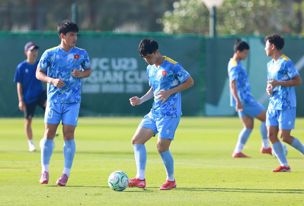 Đội tuyển U23 Việt Nam sẵn sàng cho trận Tứ kết trước đội U23 UAE - Ảnh 1. Đội tuyển U23 Việt Nam sẵn sàng cho trận Tứ kết trước đội U23 UAE - Ảnh 1.