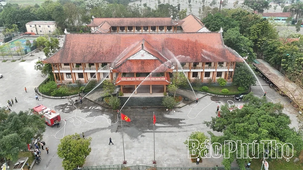 Tuyên truyền, thực tập phương án PCCC và CNCH tại Khu di tích lịch sử Đền Hùng