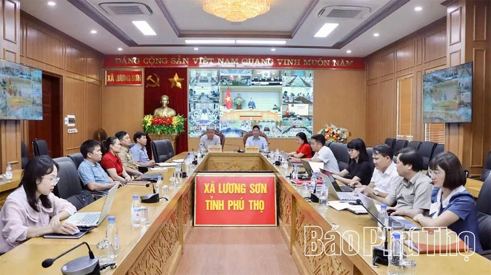 Ứng dụng chuyển đổi số trong quản lý, điều hành