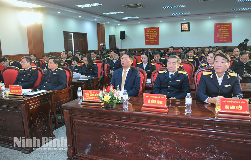 C&aacute;c đại biểu dự hội nghị.