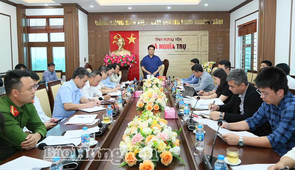 Đồng chí Phó Chủ tịch UBND tỉnh Lê Quang Hòa phát biểu tại buổi làm việc.