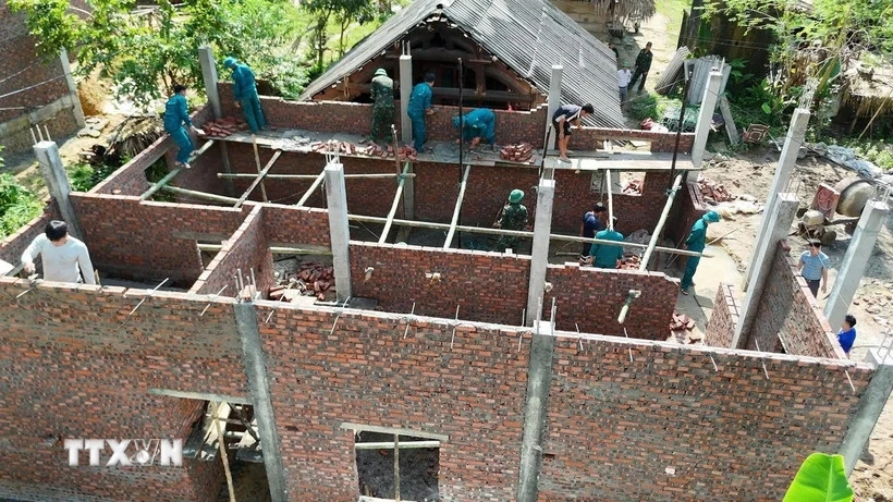 Ph&aacute;t huy quyền l&agrave;m chủ của nh&acirc;n d&acirc;n trước thời cơ v&agrave; th&aacute;ch thức mới