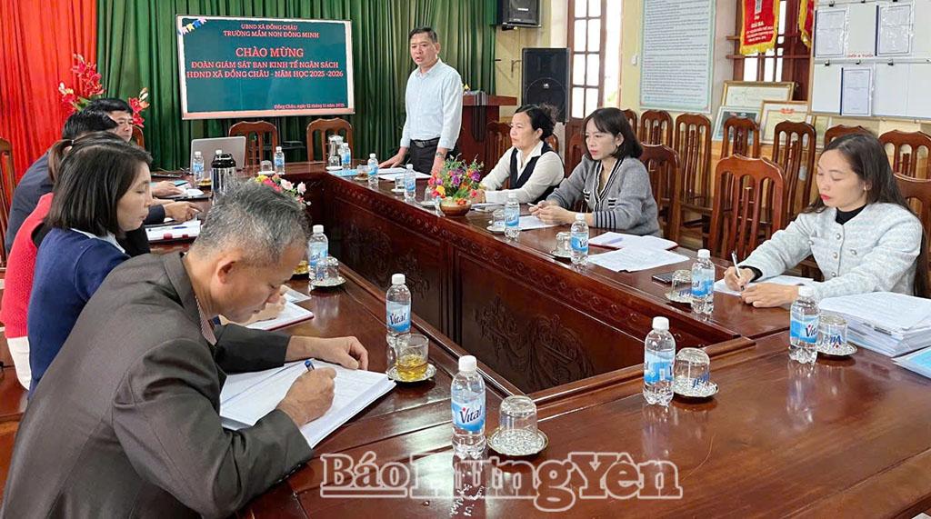 Ban Kinh tế - Ngân sách, HĐND xã Đồng Châu giám sát tại Trường Mầm nonĐông Minh.