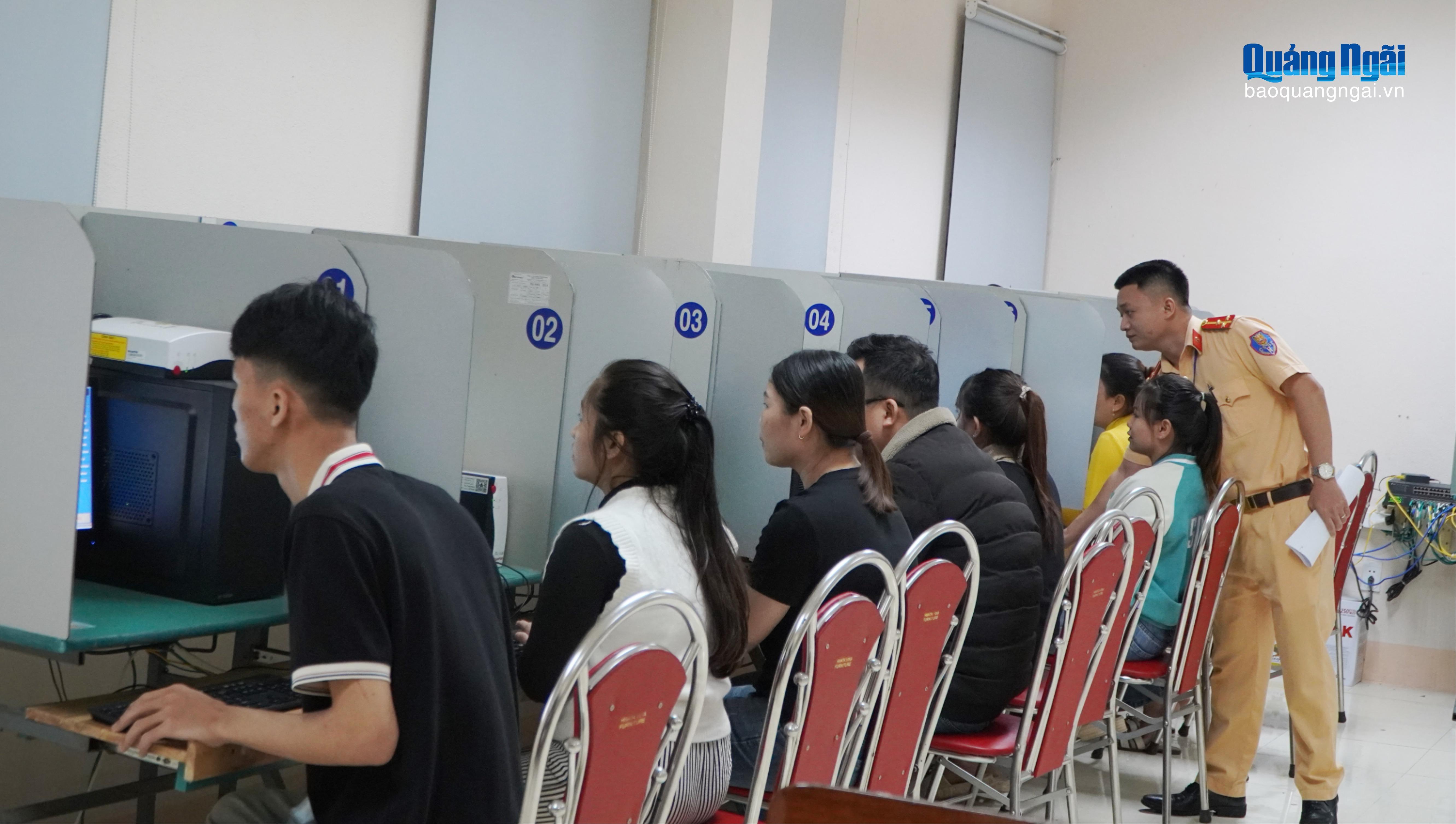 B&aacute;o v&agrave; Ph&aacute;t thanh, Truyền h&igrave;nh Quảng Ng&atilde;i