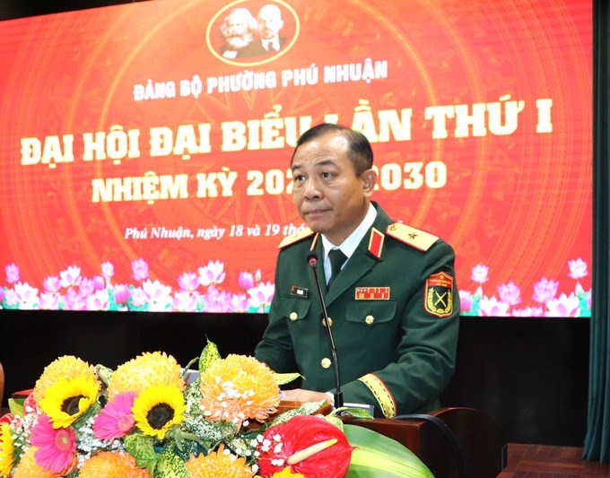 Thiếu tướng Vũ Văn Điền, Tư lệnh Bộ Tư lệnh TPHCM phát biểu tại đại hội (Ảnh SGGP)