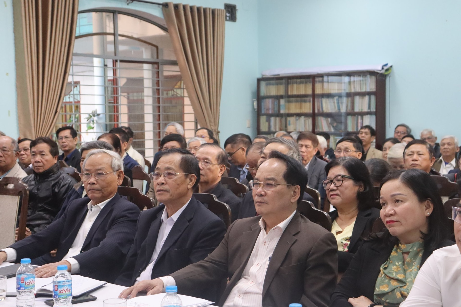 th&aacute;i phi&ecirc;n 2