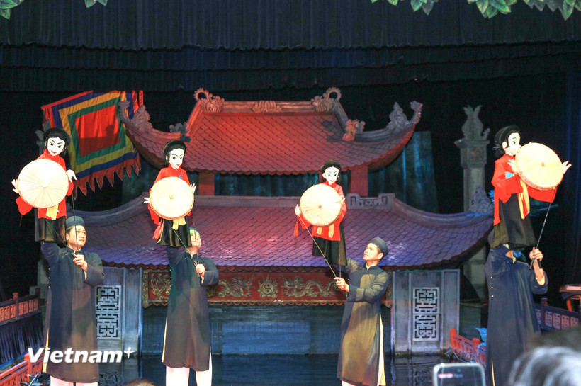 Để nghệ thuật rối trở thành sản phẩm văn hóa-sáng tạo đặc trưng của Hà Nội - Ảnh 1. Để nghệ thuật rối trở thành sản phẩm văn hóa-sáng tạo đặc trưng của Hà Nội - Ảnh 1.