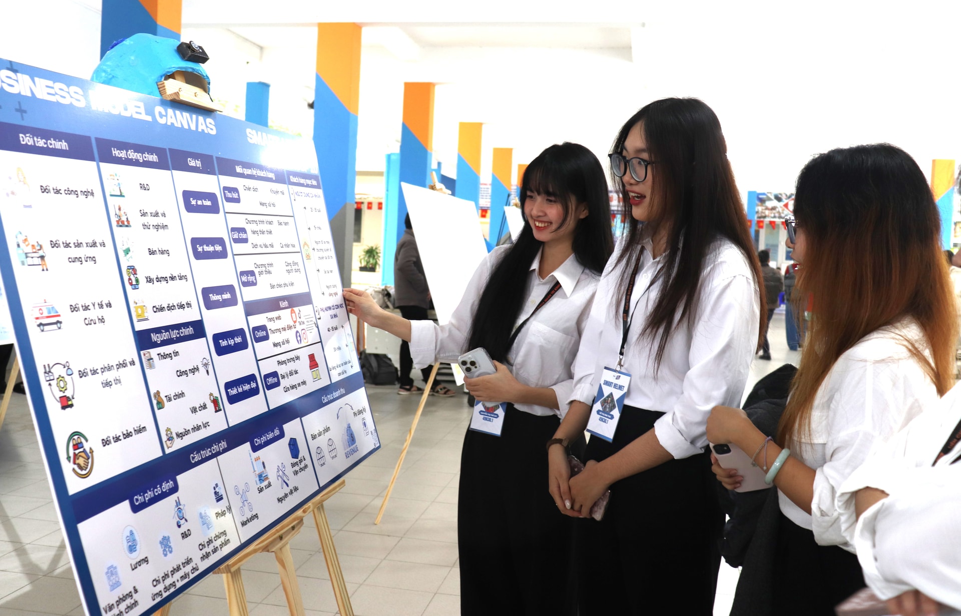 Sinh viên Trường Đại học Kinh tế, Đại học Đà Nẵng tại Diễn đàn sinh viên khởi nghiệp, đổi mới sáng tạo 2026. Ảnh: NGỌC HÀ