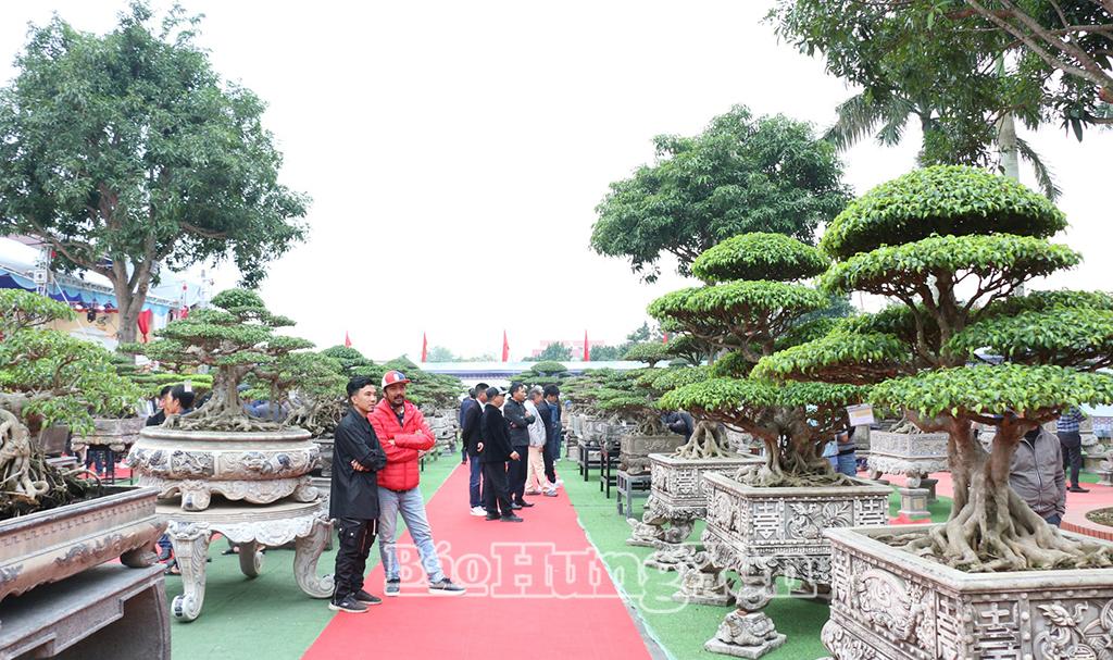 Triển lãm mở cửa đón khách tham quan đến hết ngày 23/12/2025.