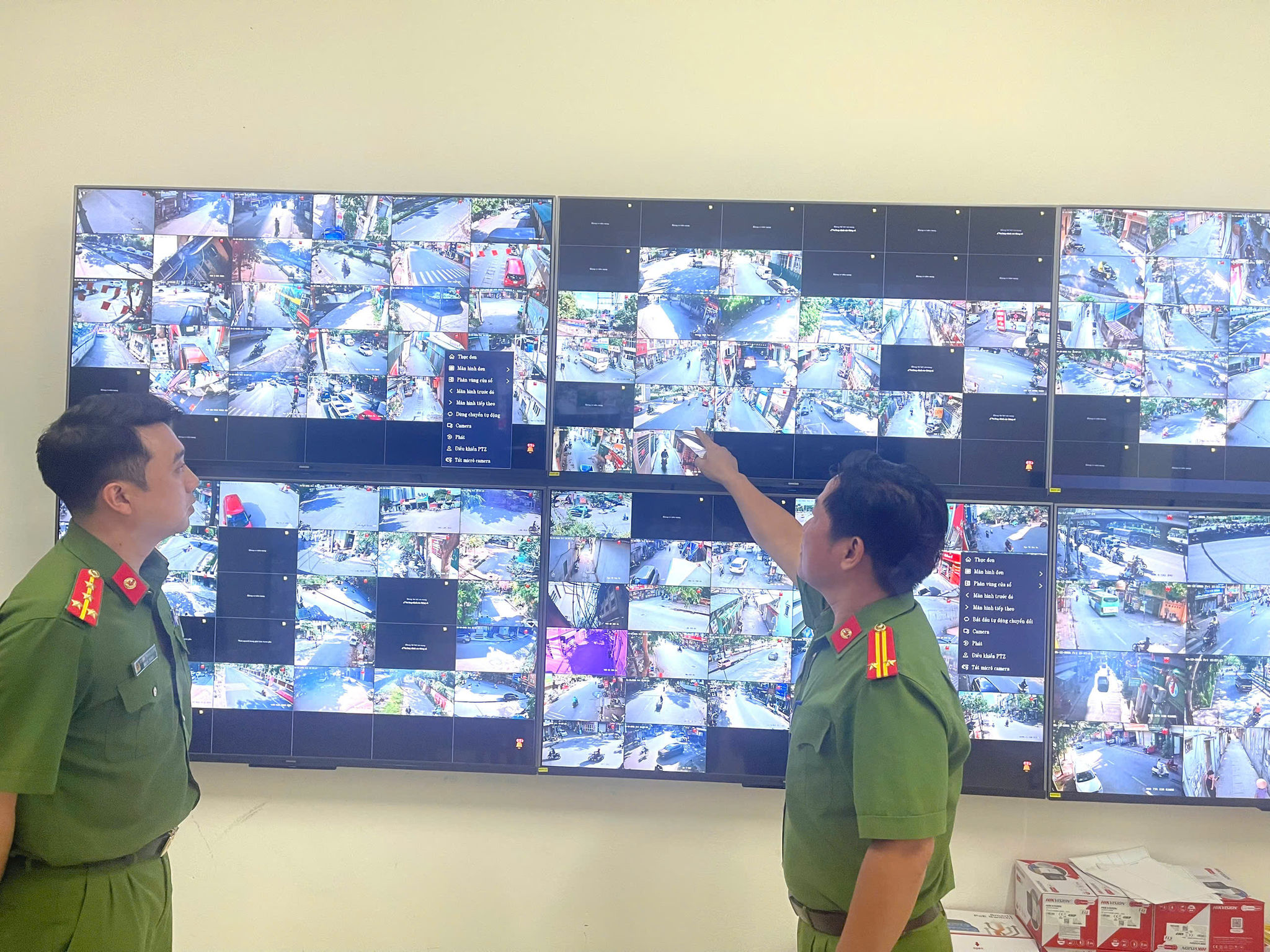 anh-dieu-hanh-giam-sat-camera-thanh-liet.jpg