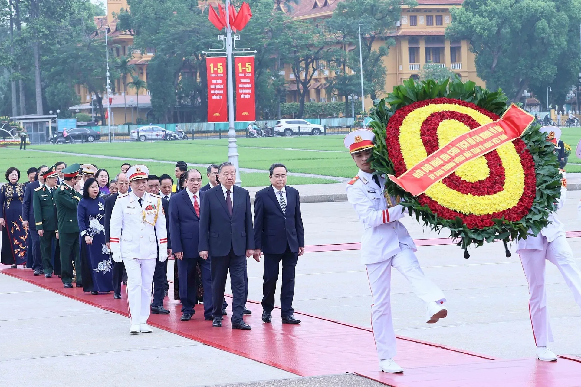 Viết tiếp bản hùng ca thời đại Hồ Chí Minh