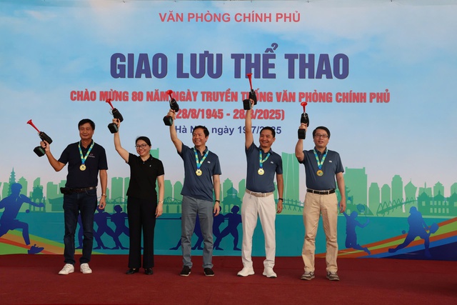 Giao lưu thể thao chào mừng 80 năm Ngày truyền thống Văn phòng Chính phủ - Ảnh 3.