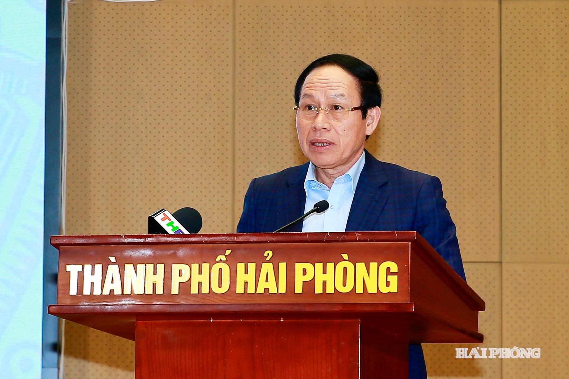 Đồng ch&iacute; L&ecirc; Tiến Ch&acirc;u, Uỷ vi&ecirc;n Trung ương Đảng, B&iacute; thư Th&agrave;nh uỷ, Trưởng đo&agrave;n đại biểu Quốc hội Hải Ph&ograve;ng ph&aacute;t biểu chỉ đạo tại hội nghị.