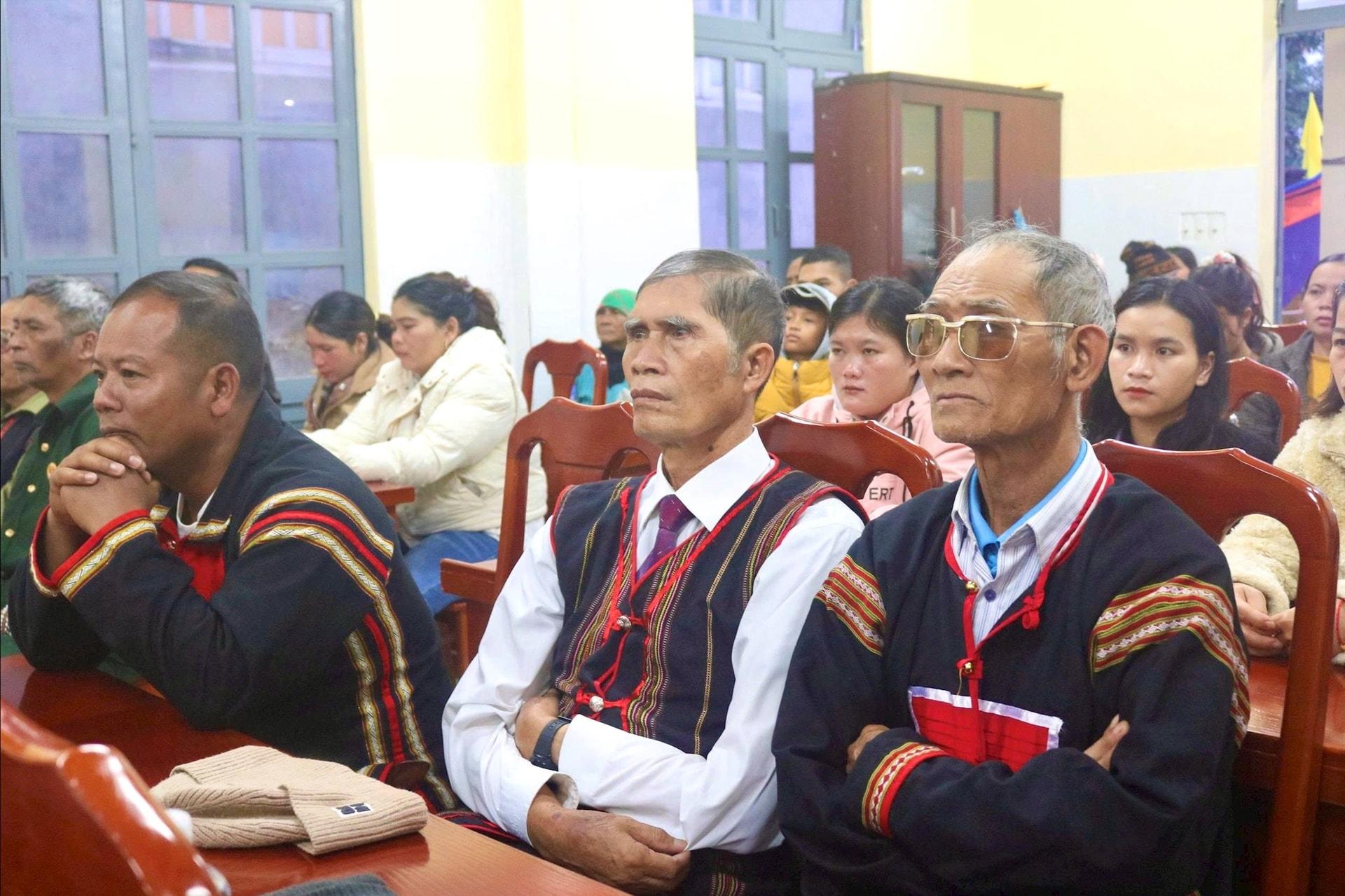 Đồng bào các dân tộc trong tỉnh luôn tin tưởng vào sự lãnh đạo của Đảng và Nhà nước, khối đại đoàn kết toàn dân tộc được củng cố vững chắc.