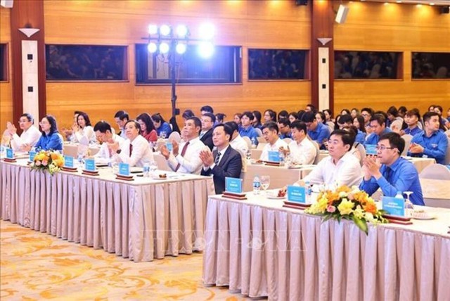 Tuyên dương đảng viên trẻ tiêu biểu trong học tập và làm theo tư tưởng, đạo đức, phong cách Hồ Chí Minh- Ảnh 2.