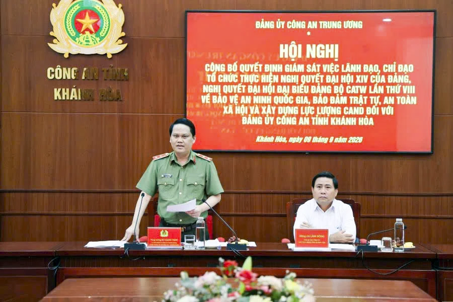 Trung tướng Bùi Quang Thanh phát biểu tại hội nghị.