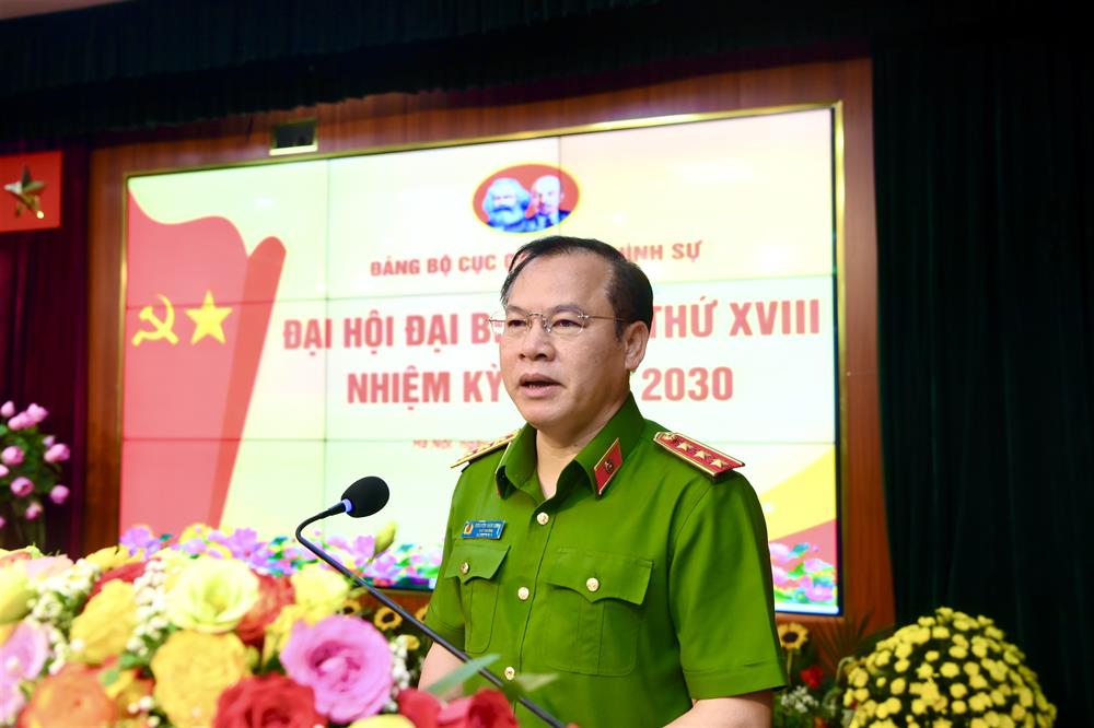 Thứ trưởng Nguyễn Văn Long phát biểu chỉ đạo tại Đại hội.