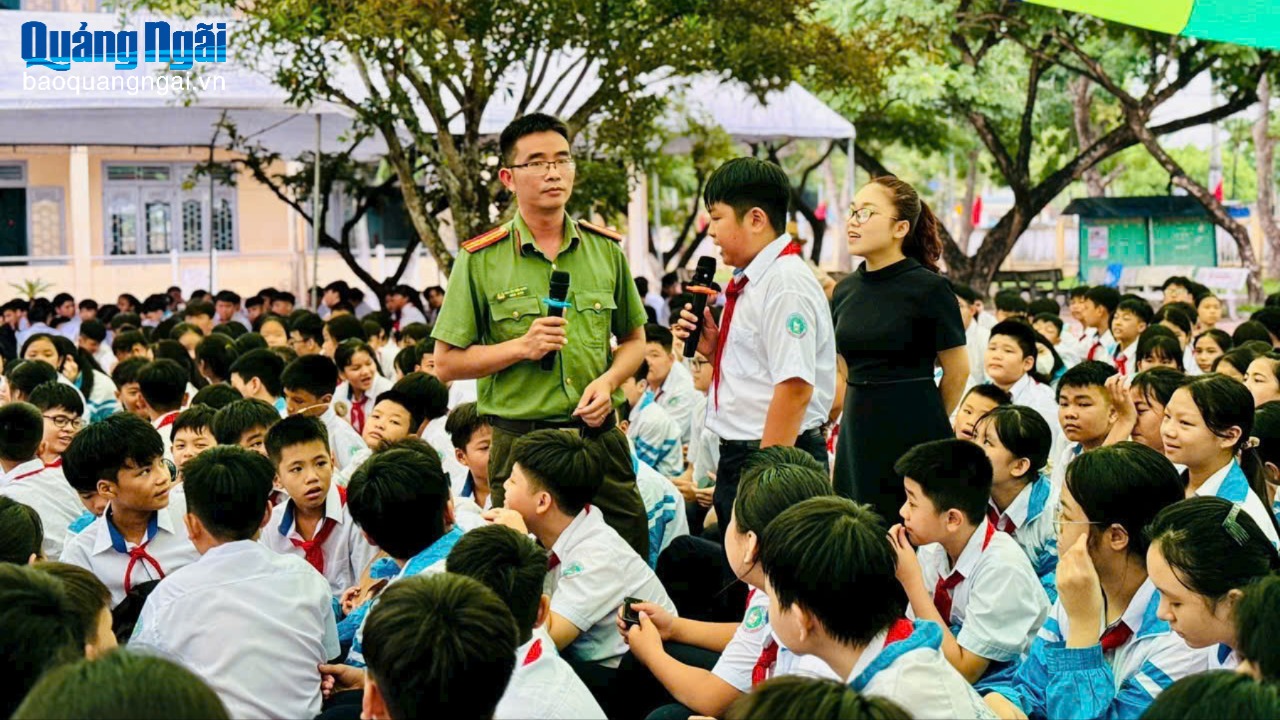 B&aacute;o v&agrave; Ph&aacute;t thanh, Truyền h&igrave;nh Quảng Ng&atilde;i