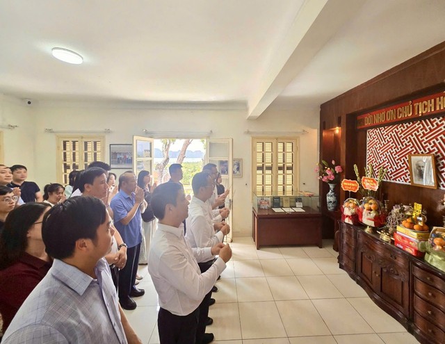 Lan tỏa tinh thần ‘tự soi, tự sửa’, sống giản dị trong đội ngũ cán bộ, đảng viên- Ảnh 5. Lan tỏa tinh thần ‘tự soi, tự sửa’, sống giản dị trong đội ngũ cán bộ, đảng viên- Ảnh 5.