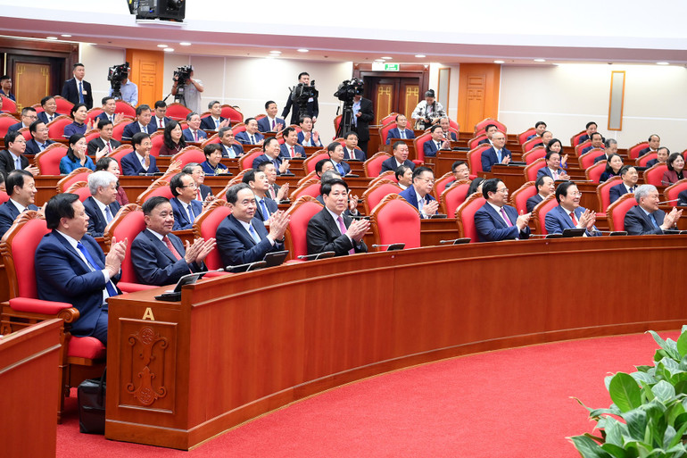 B&aacute;o v&agrave; Ph&aacute;t thanh, Truyền h&igrave;nh Quảng Ng&atilde;i