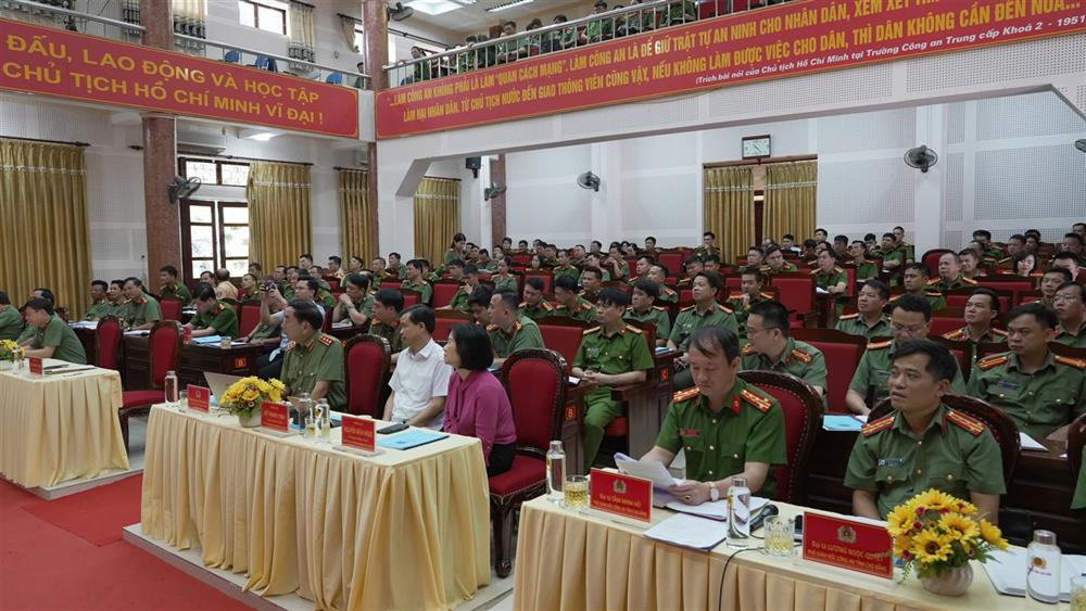 Các đại biểu dự Hội nghị.