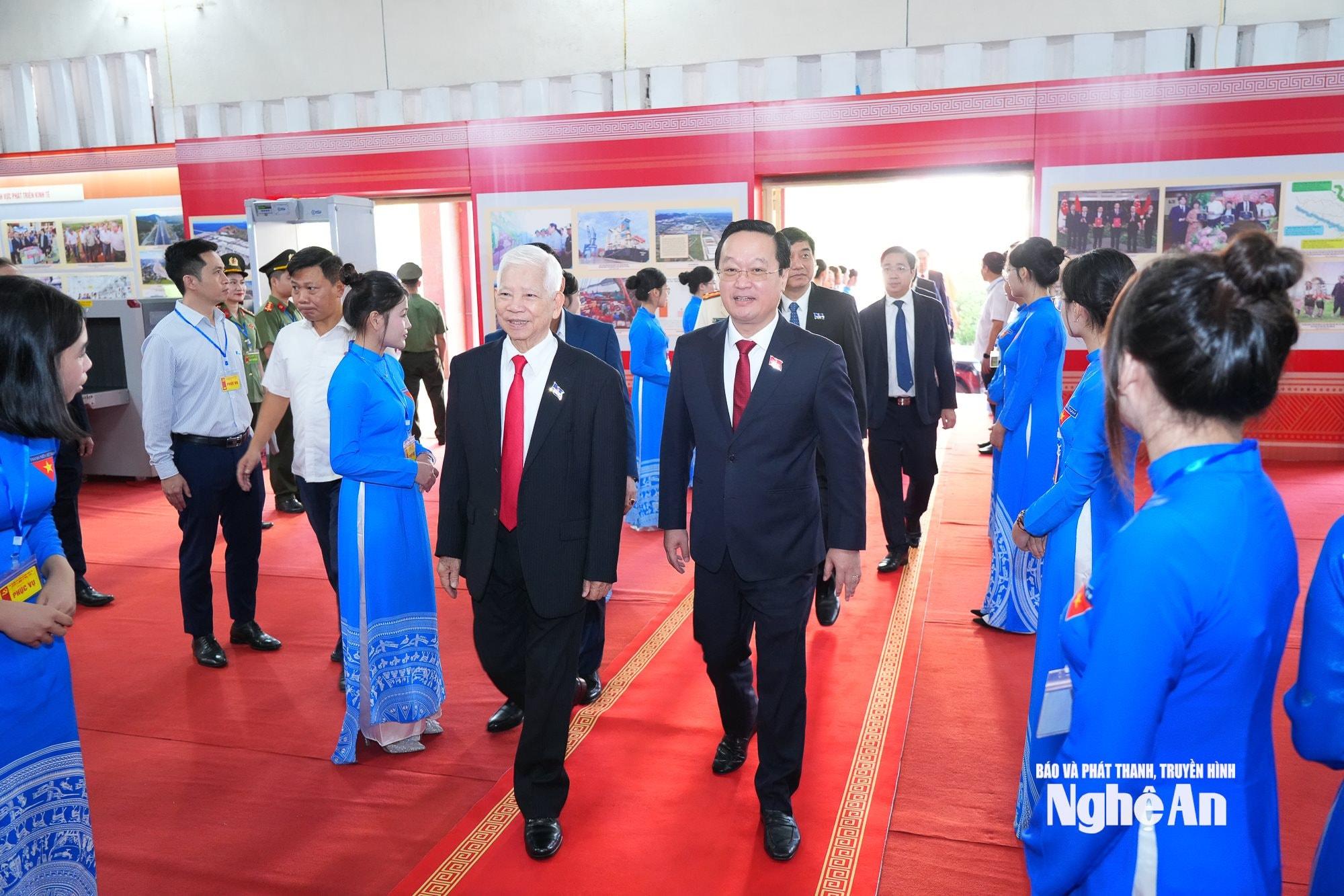 Đại hội Đảng-27