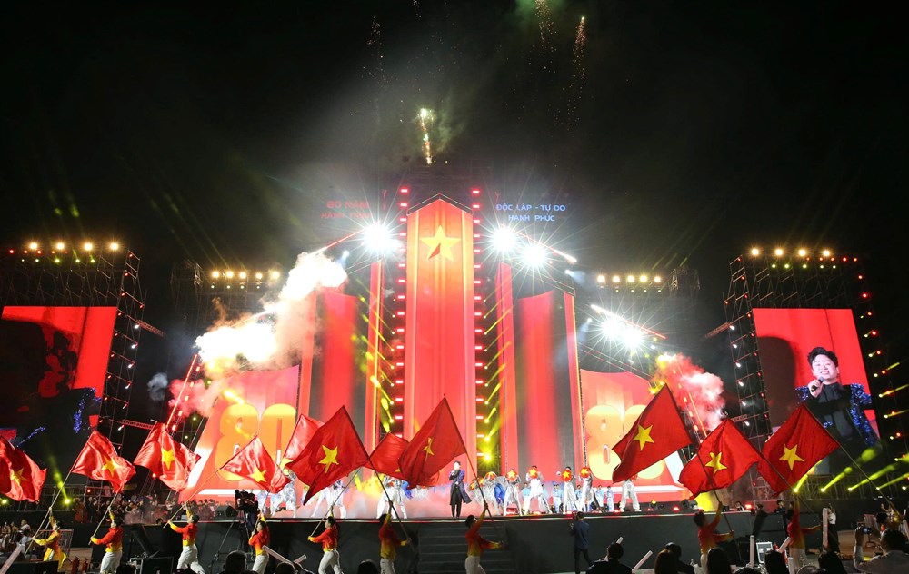 Dấu ấn Nghị quyết Đại hội Đảng lần thứ XIII: Sức mạnh mềm kiến tạo bản sắc v&agrave; sự định h&igrave;nh vị thế mới của &acirc;m nhạc Việt Nam - Ảnh 5.