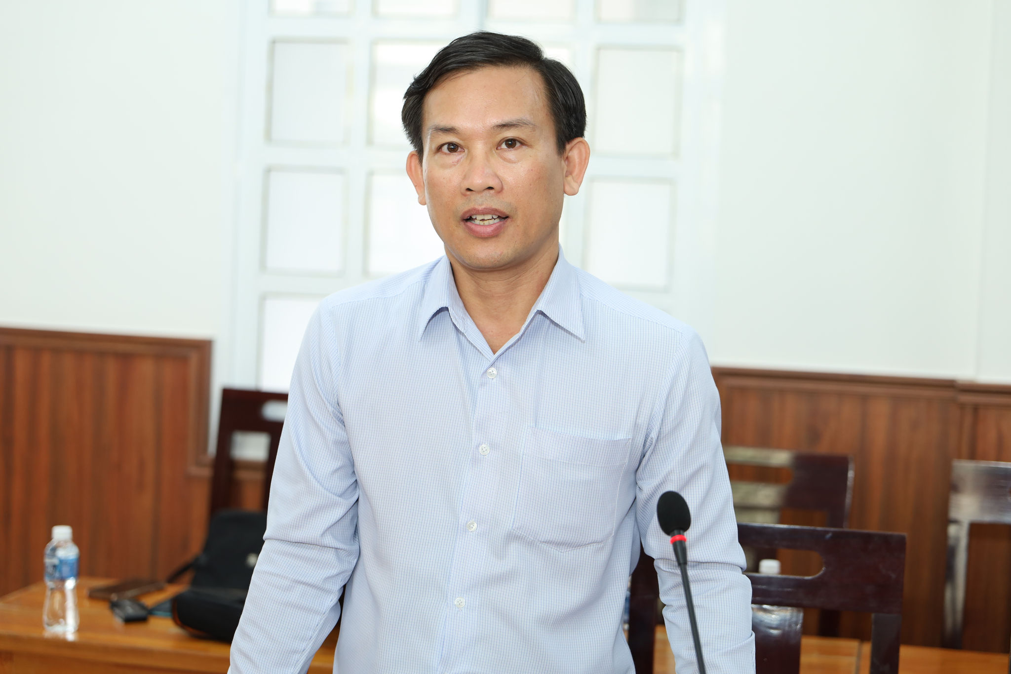 Phó Trưởng Thống kê Lâm Đồng Nguyễn Hoài Hải nêu ý kiến tại buổi làm việc