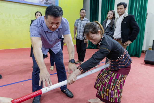 Tiếp tục phát huy giá trị văn hóa truyền thống trong phát triển thể dục thể thao cộng đồng - Ảnh 2. Tiếp tục phát huy giá trị văn hóa truyền thống trong phát triển thể dục thể thao cộng đồng - Ảnh 2.