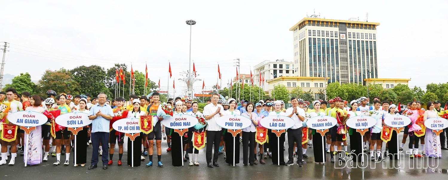 Khai mạc Giải Vô địch Xe đạp đường trường và địa hình trẻ quốc gia lần thứ 30