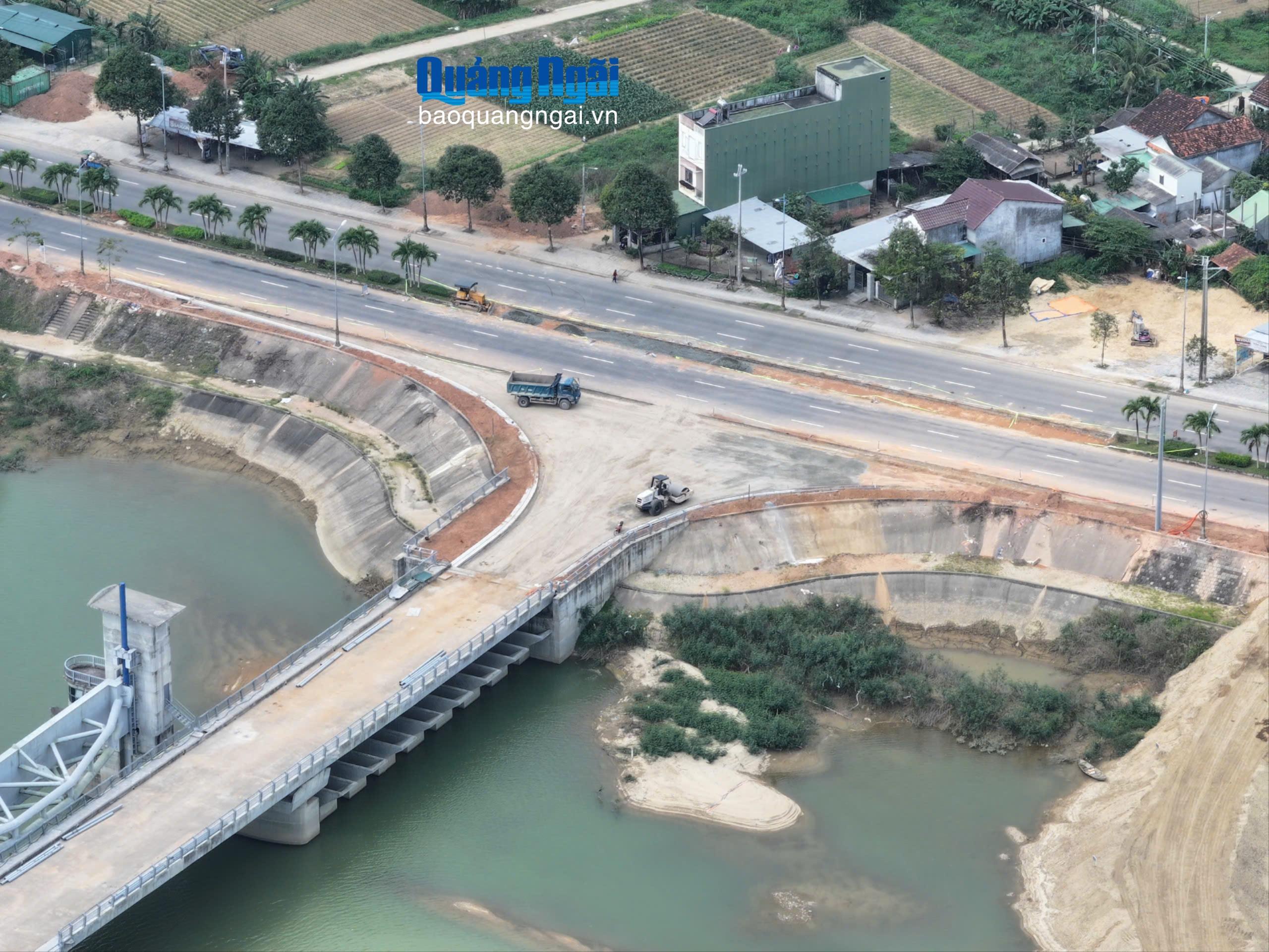 B&aacute;o v&agrave; Ph&aacute;t thanh, Truyền h&igrave;nh Quảng Ng&atilde;i