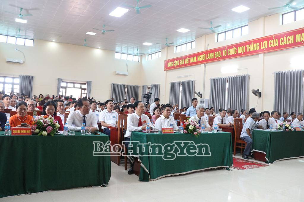 Các đại biểu dự đại hội