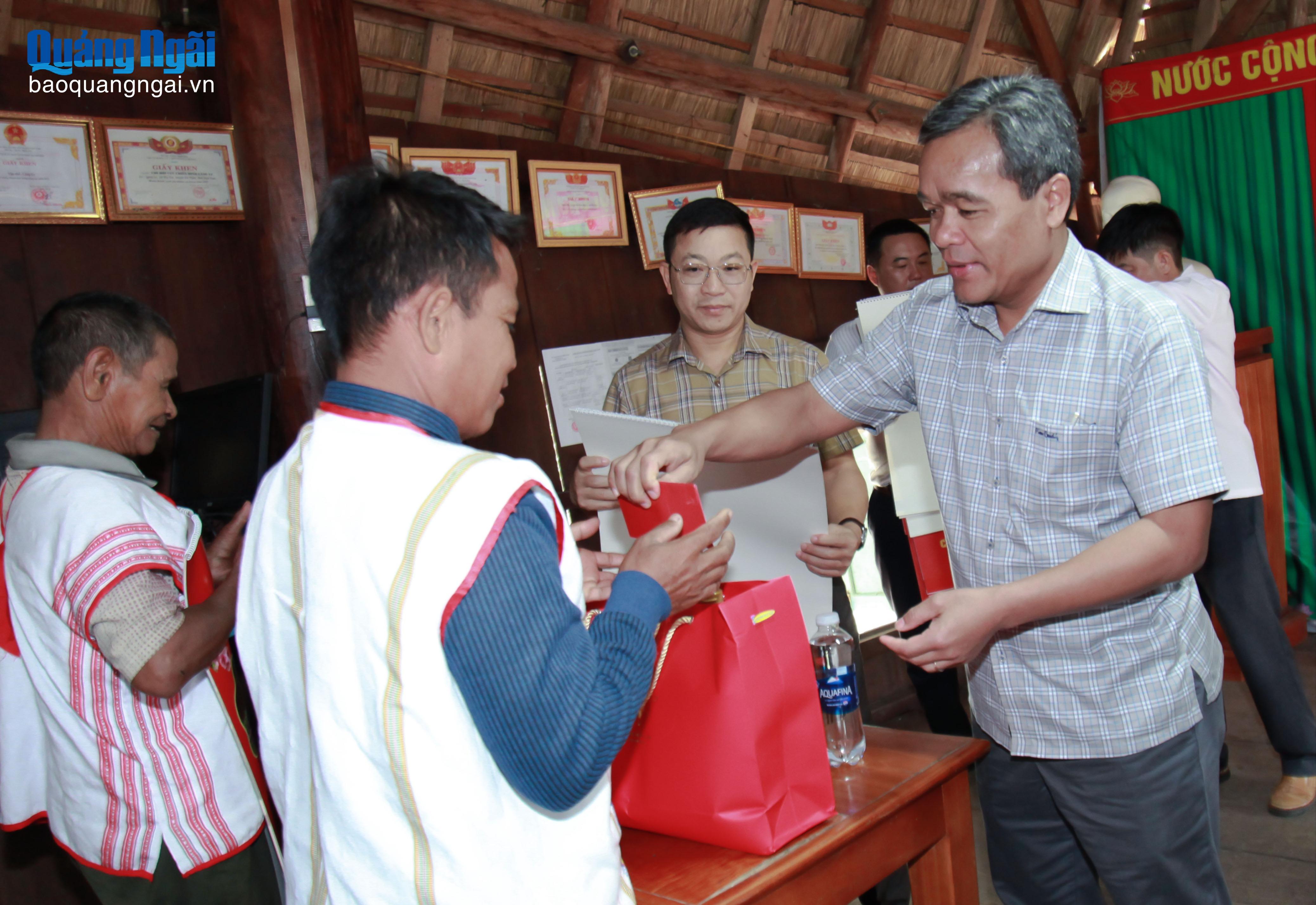 B&aacute;o v&agrave; Ph&aacute;t thanh, Truyền h&igrave;nh Quảng Ng&atilde;i