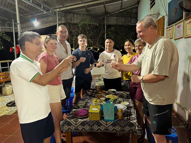 Long Cốc – Phú Thọ: Tiềm năng phát triển du lịch văn hóa và đồi chè hướng đến giảm nghèo bền vững - Ảnh 3. Long Cốc – Phú Thọ: Tiềm năng phát triển du lịch văn hóa và đồi chè hướng đến giảm nghèo bền vững - Ảnh 3.