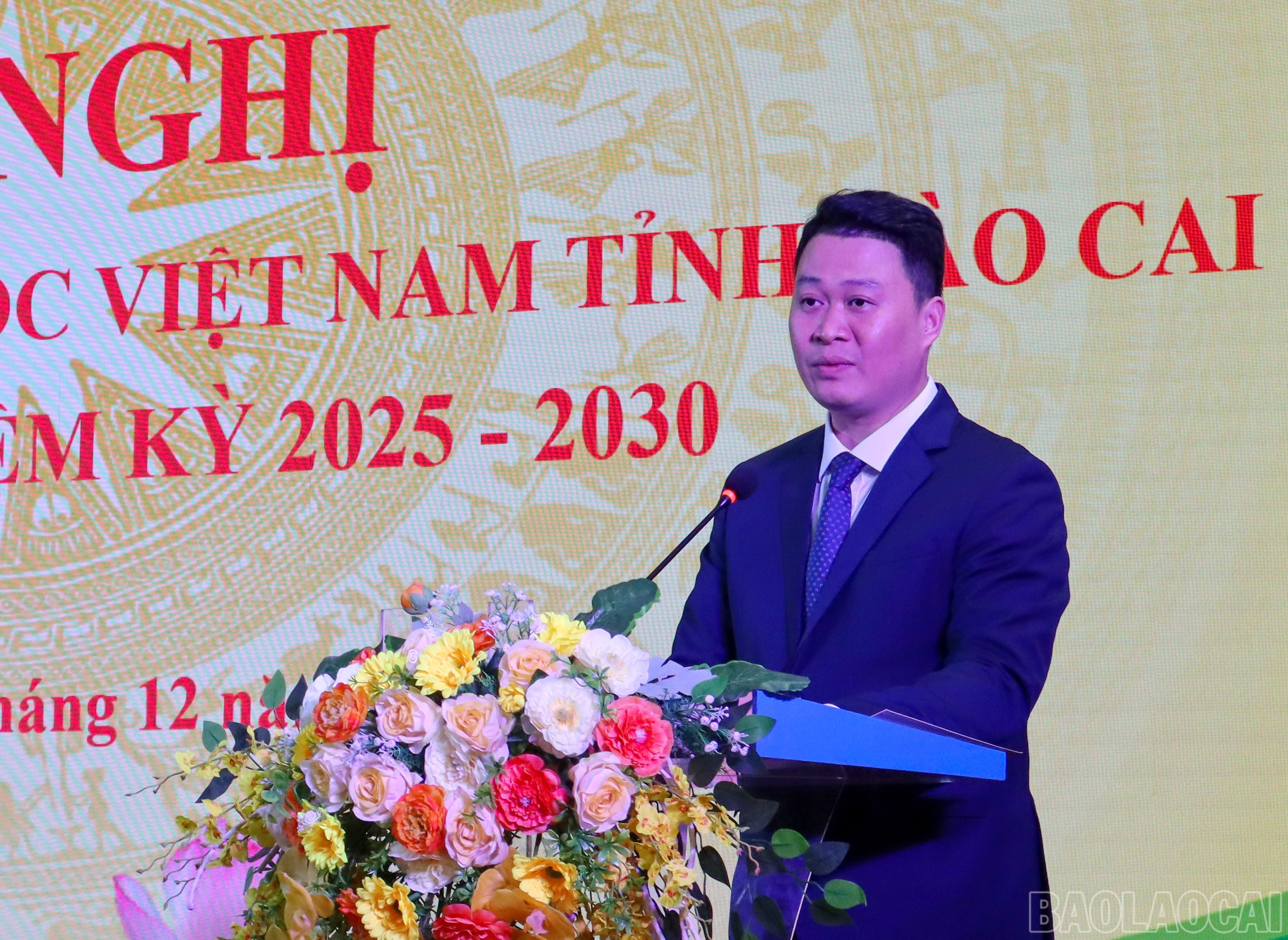 Đồng chí Hà Đức Minh phát biểu nhận nhiệm vụ. baolaocai-br_img-0324.jpg