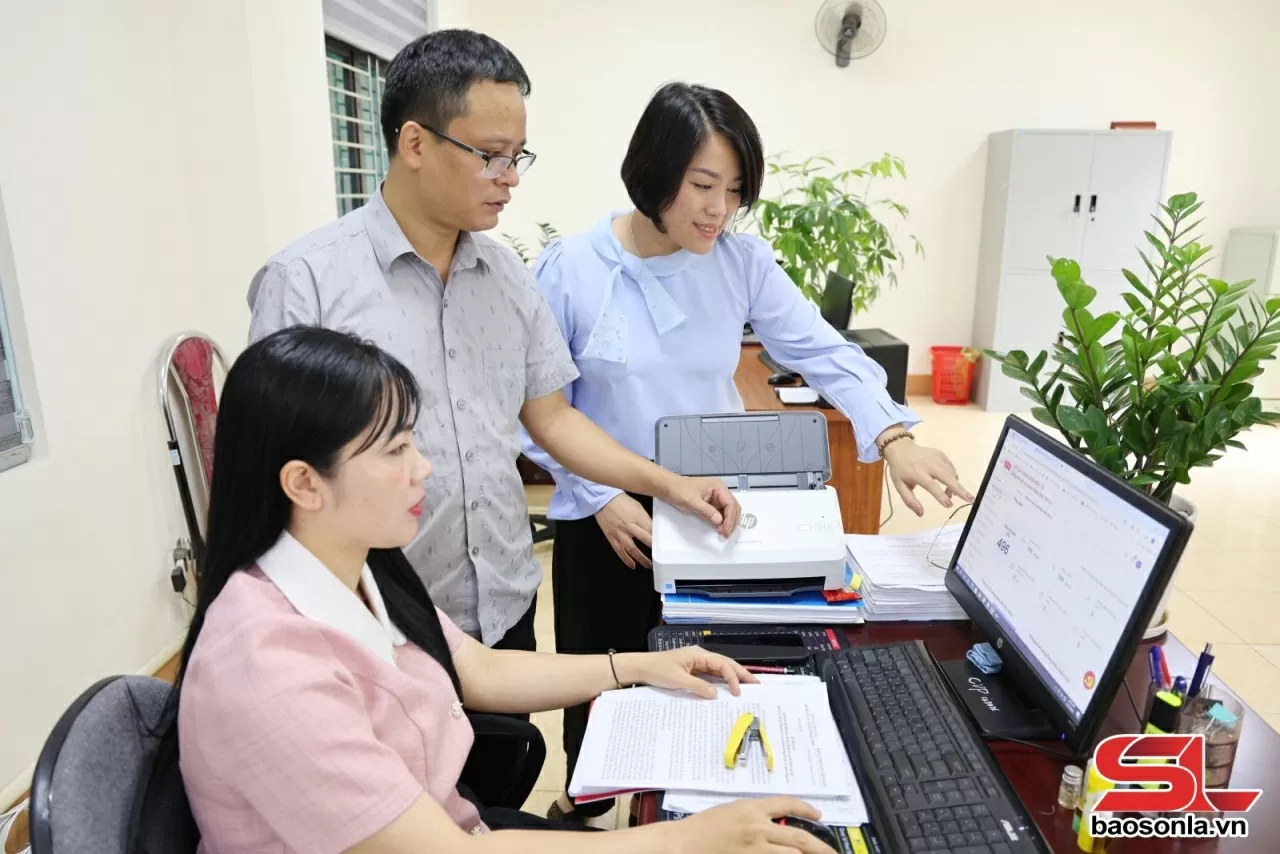 Chuyển đổi số - Giải ph&aacute;p hiệu quả trong c&ocirc;ng t&aacute;c Đảng